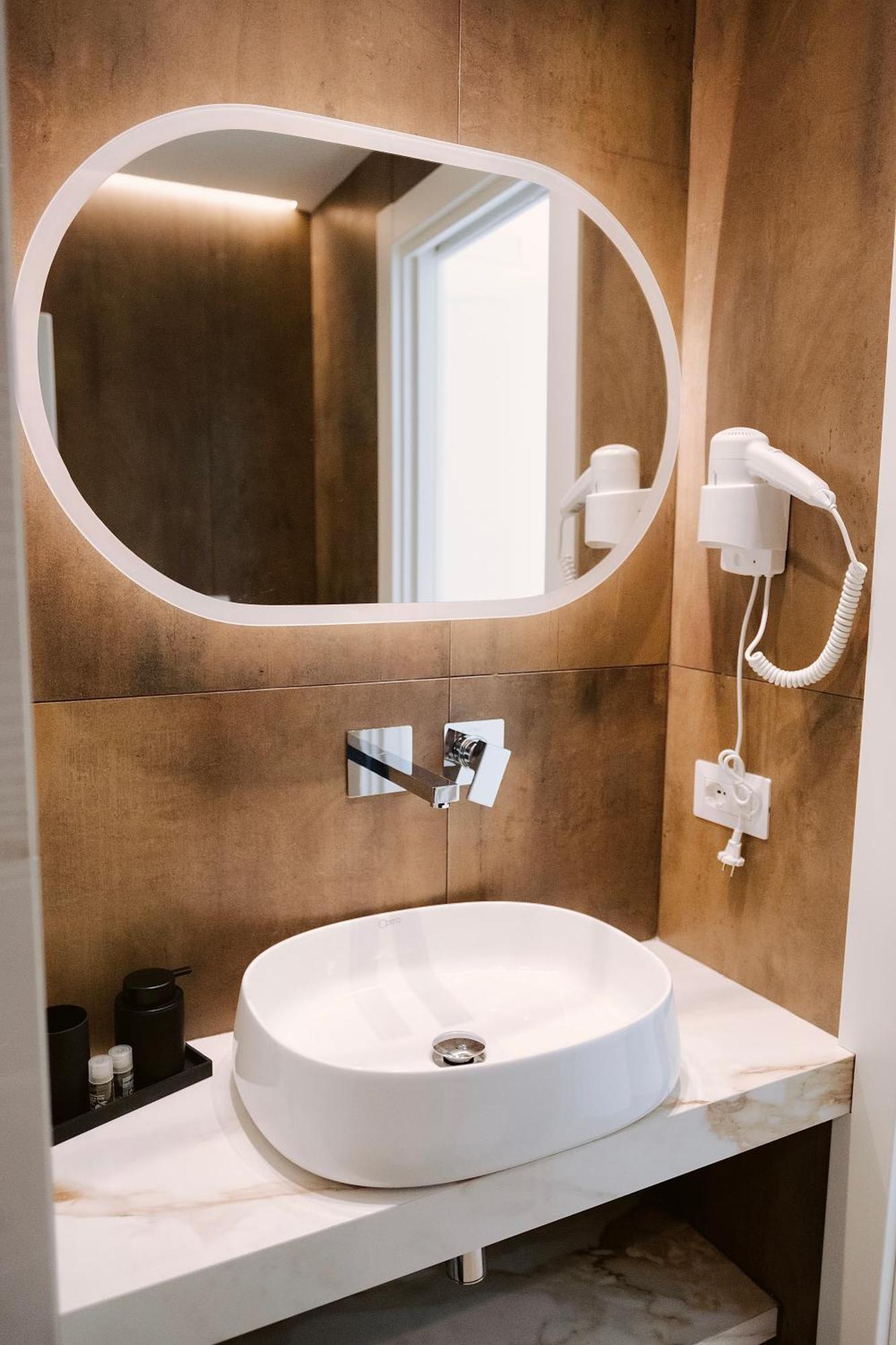 18Zero2 Luxury Rooms Bari Exterior photo