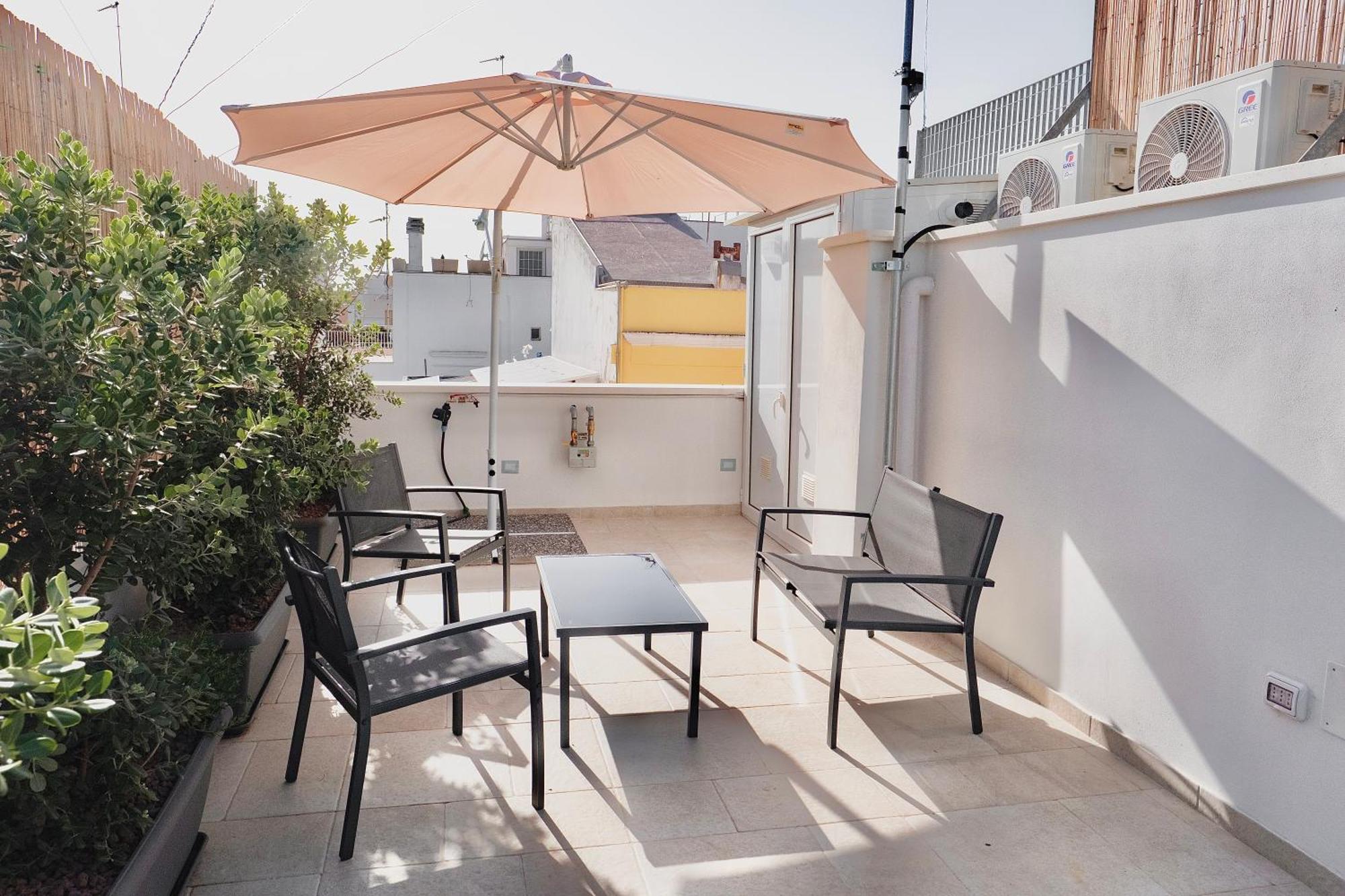 18Zero2 Luxury Rooms Bari Exterior photo